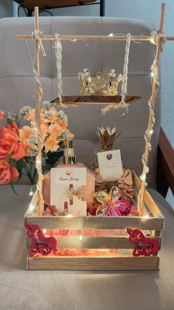 🎀🩷Hermoso Birthday Basket 🧺🩷🎀

Personalízalo con nuestros accesorios disponibles 🎀🩷🎁