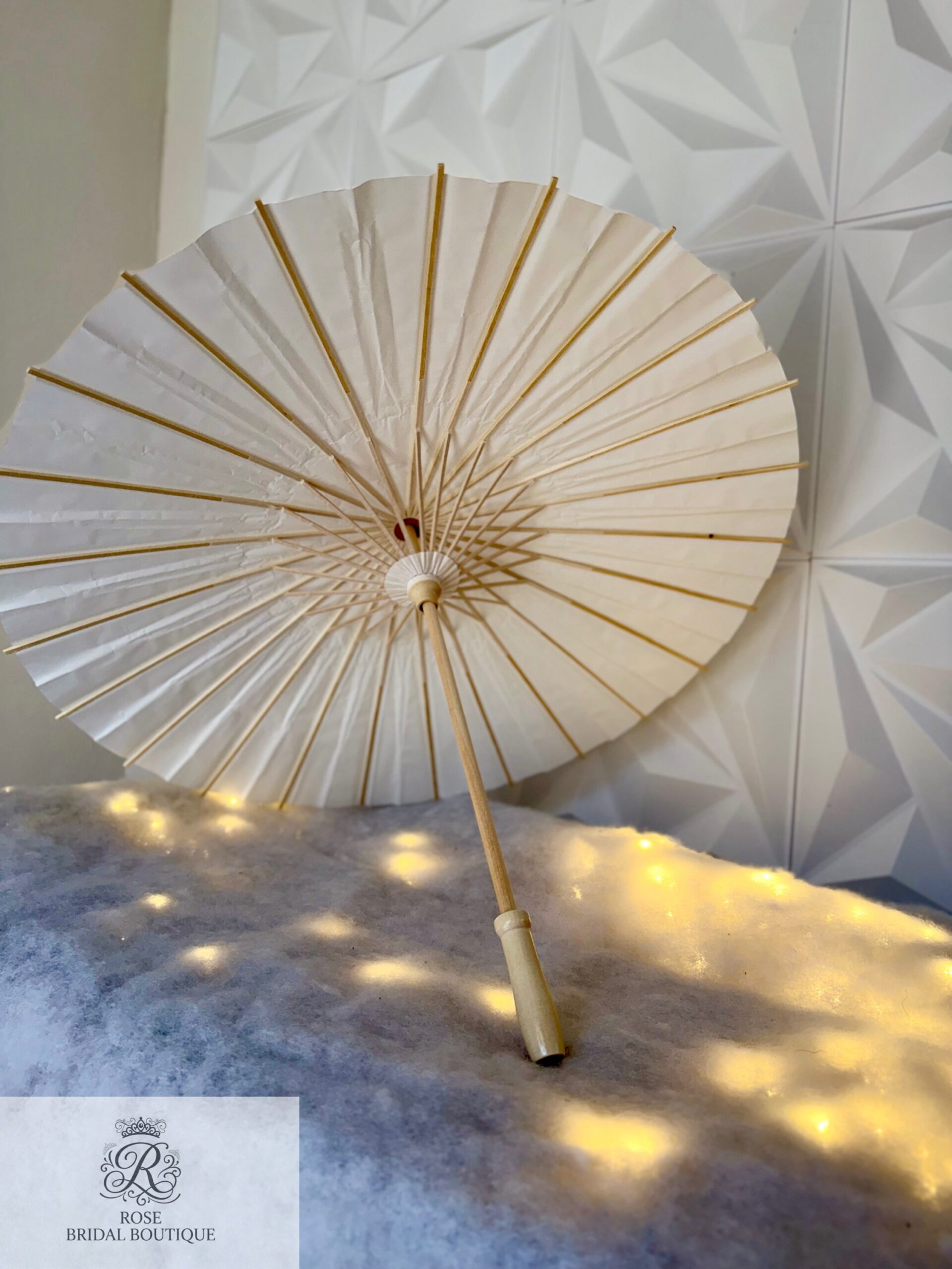 Sombrillas blancas para tus damas de honor o otro evento ✨